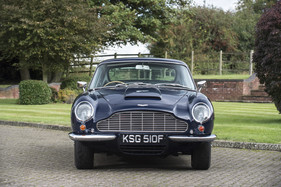 Aston Martin DB6 Sports Saloon (1967) - als Lot 333 an der Bonhams Versteigerung in London Olympia am 7. Dezember 2016