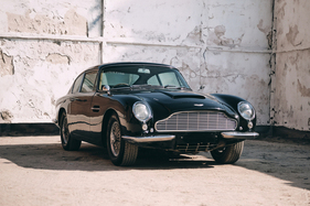 Aston Martin DB6 Vantage (1966) - Lot 140 at the RM/Sotheby's Monaco auction on May 10.11. 2024