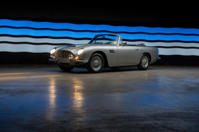 Aston Martin DB6 Volante (1967) - as lot 131 at the RM/Sotheby's Monterey Auction 2024