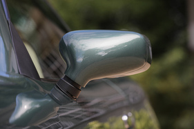 Aston Martin DB7 (1996) - die Spiegel hatte der DB7 mit dem Citroën CX und einigen anderen Autos gemeinsam