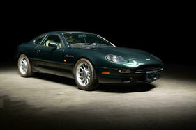 Aston Martin DB7 Coupé (1997) - als Lot 108 angeboten an der Bonhams Spring Motoring Online Versteigerung vom 21. bis 31. März 2022