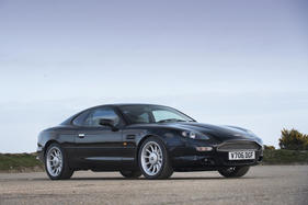 Aston Martin DB7 Limited Edition Coupé (1999) - als Lot 235 an der Bonhams "Aston Martin" Versteigerung 2017