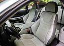 Aston Martin DB7 V12 Vantage Coupé (2003) - Sitze (von Recaro) mit gutem Seitenhalt vorne