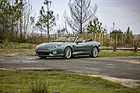 Aston Martin DB7 Volante Vantage (2000) - Lot 012 an der Artcurial „Automobiles sur les Champs" Versteigerung 2024