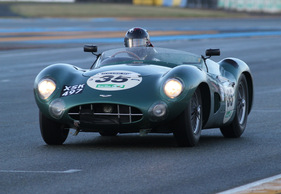 Aston Martin DBR1 (1957) - Gesamtplatz 2 im Plateau 3 (1957-1961) an der Le Mans Classic 2012