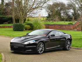 Aston Martin DBS Coupé (2009) - Lot 153 an der Bonhams Versteigerung "Les Grandes Marques du Monde à Paris" am 1. Februar 2024