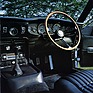 Aston Martin DBS V8 (1970) - Interieur und Armaturenbrett einer frühen Version - Illustration Verkaufsprospekt