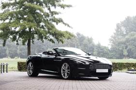 Aston Martin DBS Volante (2009) - als Lot 171 an der RM/Sotheby's London Versteigerung vom 7. September 2016