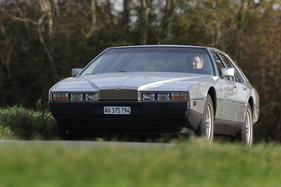 Aston Martin Lagonda (1984) - in the wild