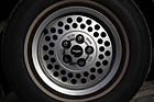 Aston Martin Lagonda (1984) - variously labeled rims
