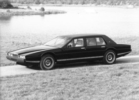Aston Martin Lagonda (1985) - Limousine by Tickford