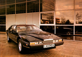 Aston Martin Lagonda (1985) - the wedge-shaped saloon in the 1985 sales brochure