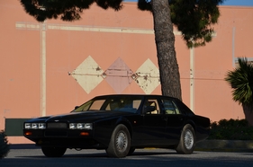 Aston Martin Lagonda (1989) - als Lot 01 an der Artcurial-Versteigerung in Monaco am 20. Juli 2015
