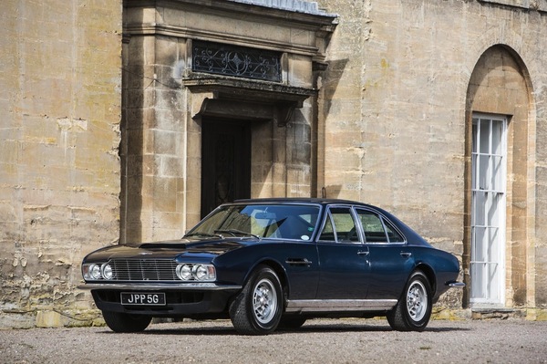 Aston Martin Lagonda 4-Door Prototype (1969) - versteigert als Lot 233 an der Aston Martin Works Verteigerung von Bonhams am 17. Mai 2014