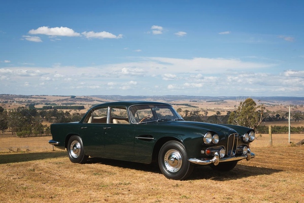 Aston Martin Lagonda Rapide (1964) - versteigert als Lot 205 an der Aston Martin Works Verteigerung von Bonhams am 17. Mai 2014