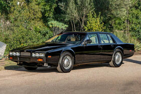 Aston Martin Lagonda Series IV Saloon (1989) - offered as lot 170 at the Bonhams Scottsdale auction on January 27, 2023