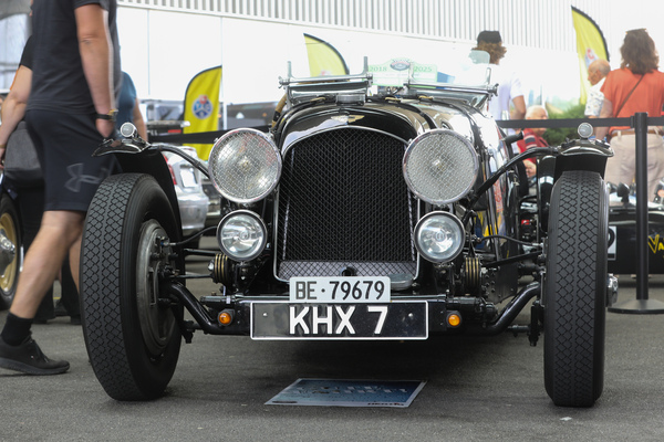 Aston Martin Speed Model (1938) - Vorkriegssportwagen aus der Vor-DB-Ära - Old Wheels Biel-Bienne 2025