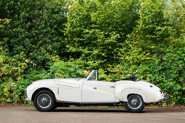 Aston Martin Two Litre Sports (1950) - Silhouette