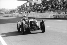 Aston Martin Type Le Mans (1932) am Veteranenrennen vor Le Mans 1973 - Bei Le Mans 1932 am Start erreichte der beste der Aston Martin Platz 5