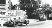 Aston Martin Ulster - Aston Martin Ulsters während der Tourist Trophy 1935 in ... Ulster!