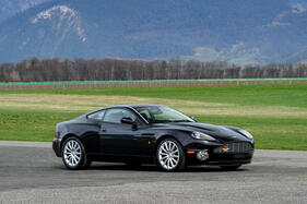 Aston Martin V12 Vanquish (2002) - Lot 116 an der Bonhams Bonmont Versteigerung am 30. Juni 2024
