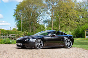 Aston Martin V12 Vantage Coupé (2013) - als Lot 207 angeboten an der Bonhams Aston Martin Versteigerung am 19. Mai 2019