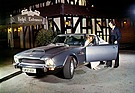 Aston Martin V8 (1974) - "Honey, wir sind da!"