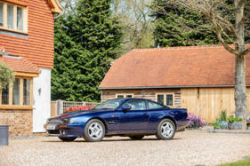 Aston Martin V8 Coupé (1999) - als Lot 203 angeboten an der Bonhams Aston Martin Versteigerung am 19. Mai 2019