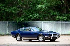 Aston Martin V8 'Oscar India' Sports Saloon (1981) - als Lot 236 an der Bonhams Goodwood Festival of Speed Versteigerung am 9. Juli 2021