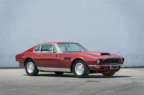 Aston Martin V8 Series 2 Saloon (1972) - Lot 132 at the Bonhams Quail Lodge auction on August 16, 2024