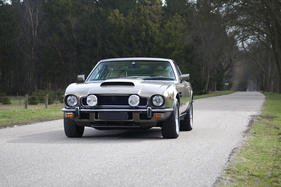 Aston Martin V8 Series 3 Auto 'Stage 1' Sports Saloon (1978) - angeboten als Lot 234 an der Aston Martin Werksversteigerung von Bonhams am 9. Mai 2015
