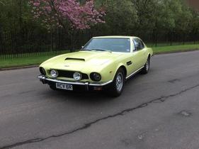 Aston Martin V8 Series 3 Sports Saloon (1976) - als Lot 229 an der Bonhams Aston Martin Versteigerung am 2. Juni 2018 angeboten