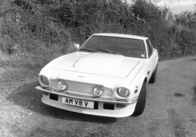Aston Martin V8 Vantage (1983) - helle Farben waren eher die Ausnahme