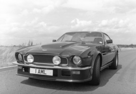 Aston Martin V8 Vantage (1985) - die Reifen wurden breiter und die Flanken niedriger