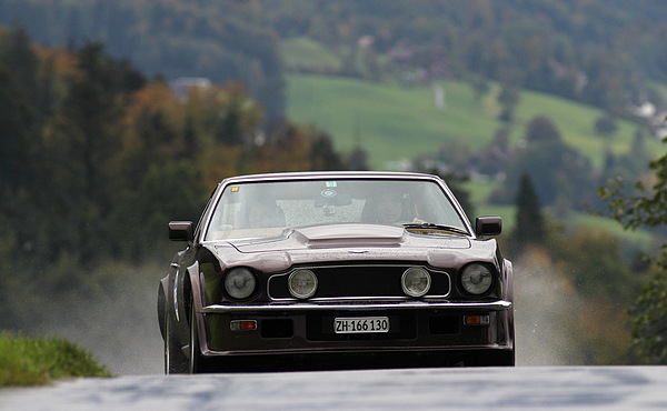 Aston Martin V8 Vantage (1986) at the Michaelskreuzrennen 2011 (starting number 305)