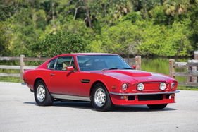 Aston Martin V8 Vantage Molded Fliptail Coupe (1978) - als Lot 104 an der RM/Sotheby's Versteigerung in Monterey am 24./25. August 2018
