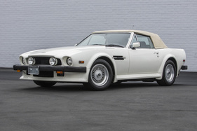 Aston Martin V8 Vantage Volante (1988) - als Lot 006 angeboten an der Bonhams Scottsdale Versteigerung am 27. Januar 2022