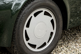 Aston Martin V8 Vantage Zagato (1983) - flache und aerodynamische Aluräder