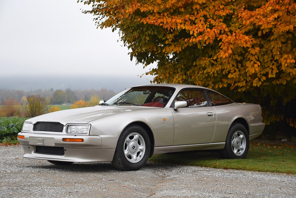 Image: Aston Martin V8 Virage (1990) - offered as lot 12 at the auction of the Oldtimer Gallery on the occasion of the Swiss Classic World Lucerne on May 25, 2019