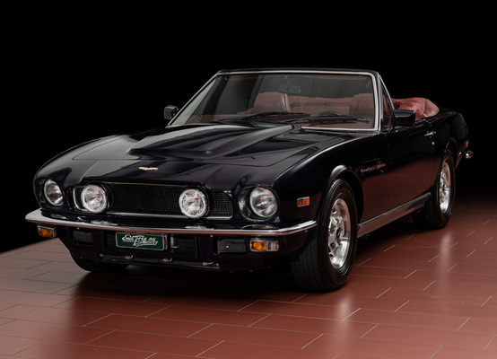 Bild: Aston Martin V8 Volante (1982) – zu sehen an der Auto Zürich 2025