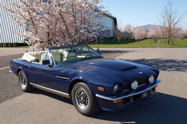 Aston Martin V8 Volante Vantage Specification (1981) - als Lot 28 angeboten an der Versteigerung der Oldtimer Galerie anlässlich der Swiss Classic World Luzern am 25. Mai 2019