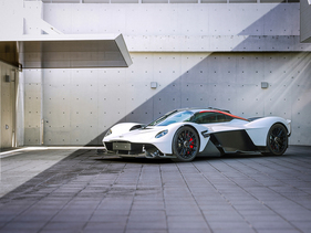 Aston Martin Valkyrie Coupé (2022) - als Lot 135 an der RM/Sotheby’s Dubai Versteigerung 2024