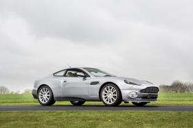 Aston Martin Vanquish S 2+2 Coupé (2007) - als Lot 218 an der Bonhams "Aston Martin" Versteigerung 2017