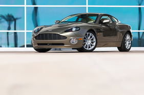 Aston Martin Vanquish S (2005) - als Lot 107 an der RM/Sotheby's Amelia Island Versteigerung am 5. März 2022