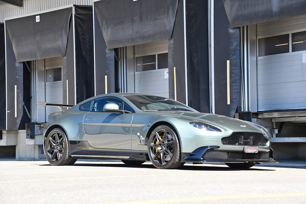 Aston Martin Vantage GT8 (2017) - als Lot 16 angeboten an der Versteigerung der Oldtimer Galerie an der Swiss Classic World Luzern am 28. Mai 2022