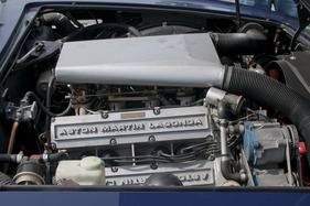 Aston Martin Vantage Volante (1981)