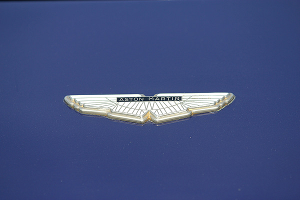 Aston Martin Vantage Volante (1981)