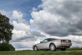 Aston Martin Virage (1990) - ein 2+2-Sitzer, den man aber lieber als Zweisitzer nutzt