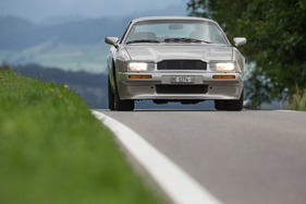Aston Martin Virage (1990) - verlangt nach viel Präsenz auf der Strasse