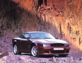 Aston Martin Virage (1992) - weitgehend von Hand gebaut